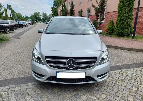 samochody osobowe Mercedes-Benz Klasa B cena 39700 przebieg: 207075, rok produkcji 2012 z Pabianice